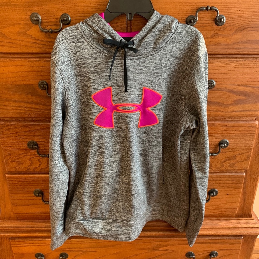 Under Armour sweatshirt